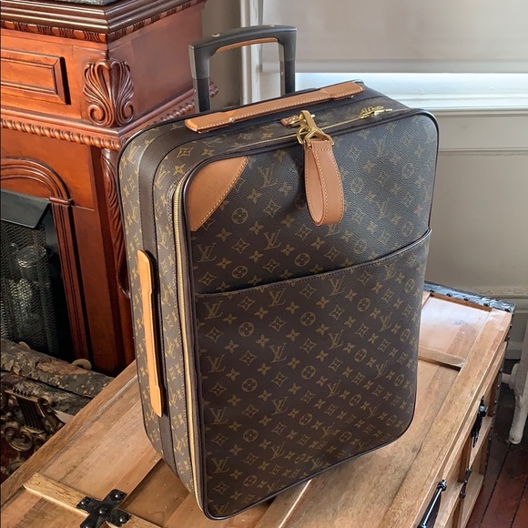 Louis Vuitton PEGASE 60 Travel Luggage - Picture 3 of 16